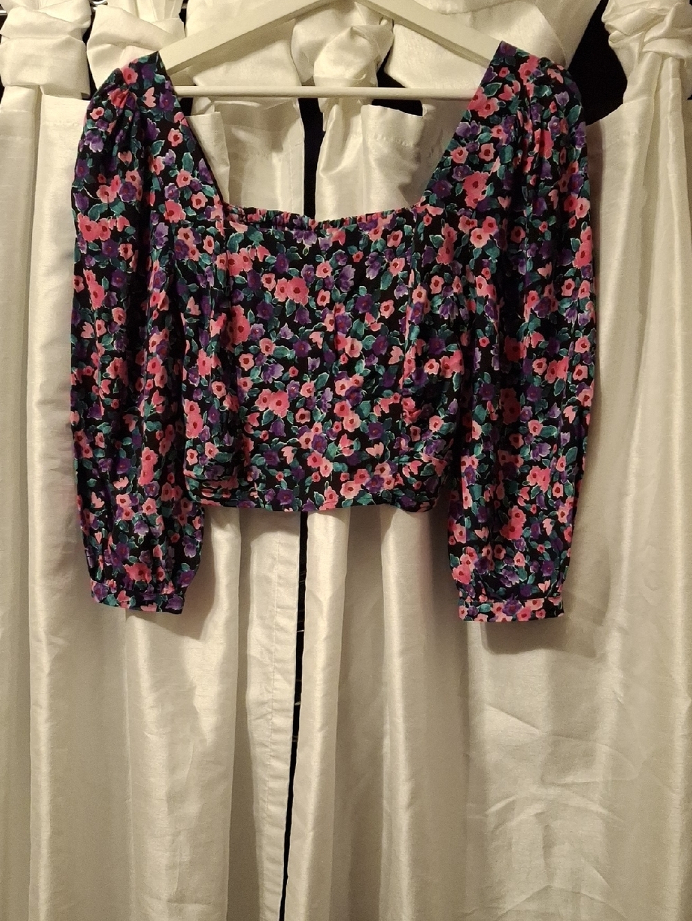 Zara Black Floral Square-Neck Puff Sleeve Crop Top